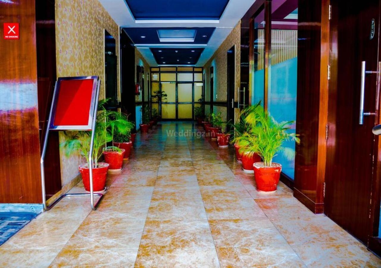 Hotel Loto - Sector 66 Noida Ngoại thất bức ảnh